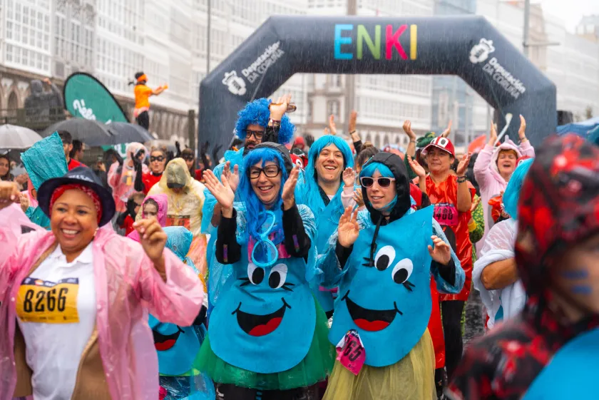Grupo escolar participando na Carreira Enki.