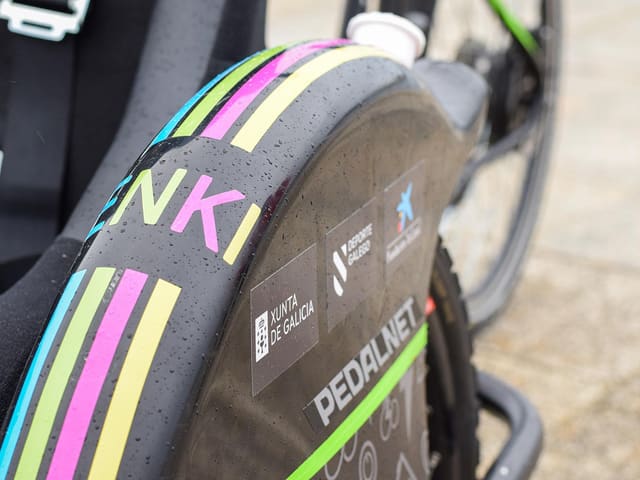 Material deportivo adaptado de Enki, imaxe 5.