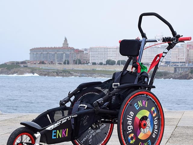 Material deportivo adaptado de Enki, imaxe 7.